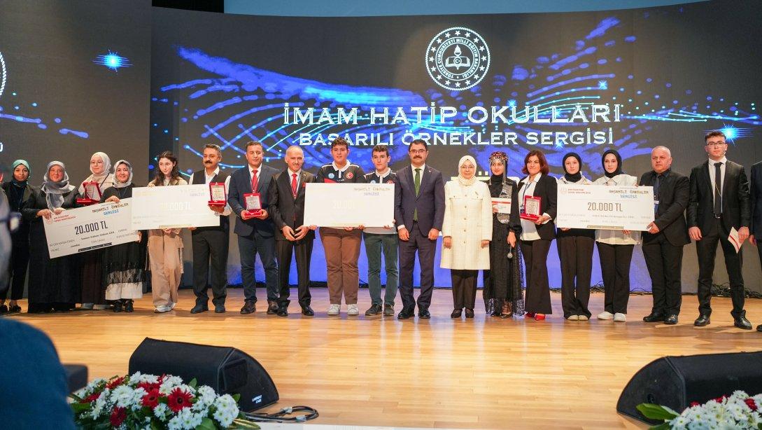 İmam Hatip Okulları Başarılı Örnekler Sergisi ve Ödül Töreni 